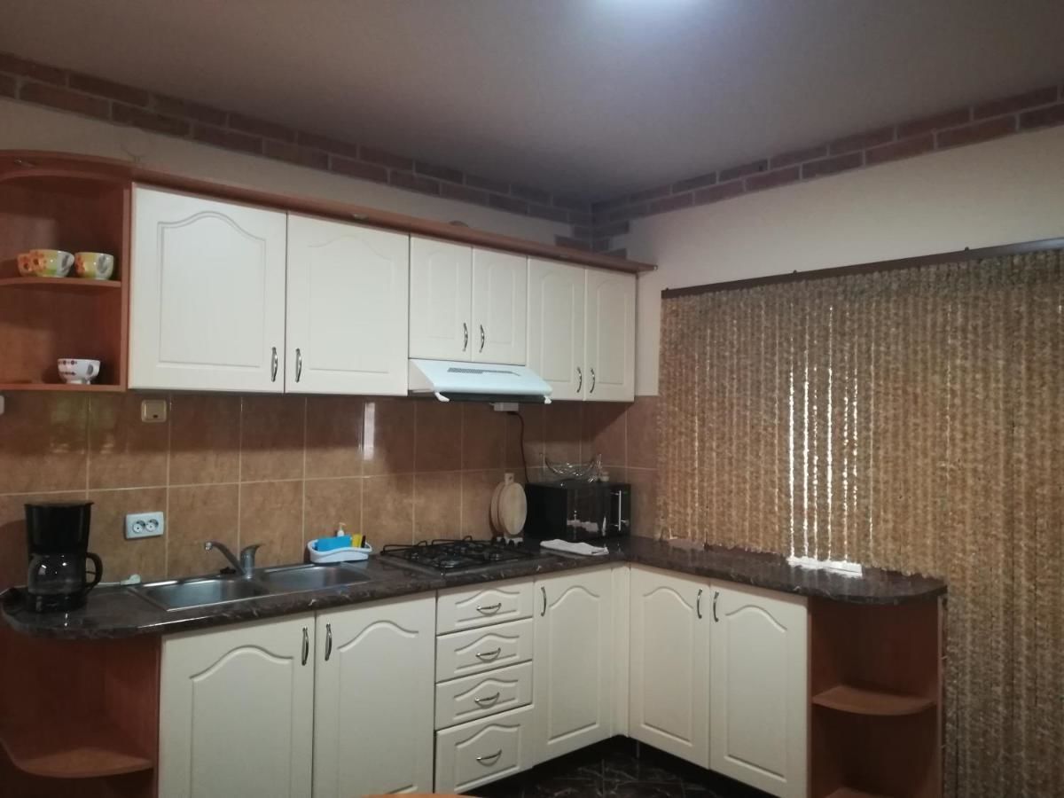 Фермерские дома Pensiunea Colt Alb Бэйле-Хомород-29